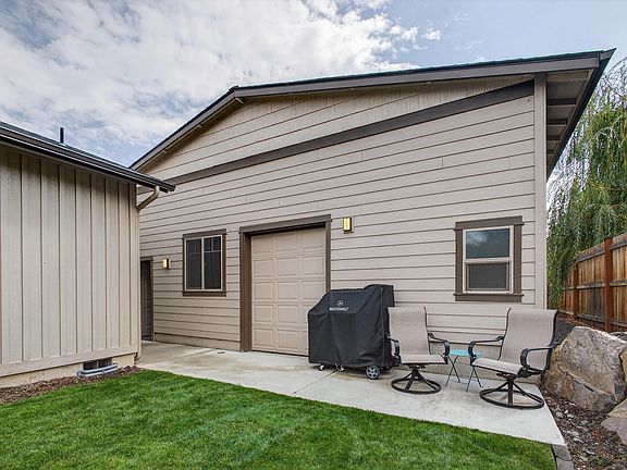 4th image of 2793 SW 33rd St