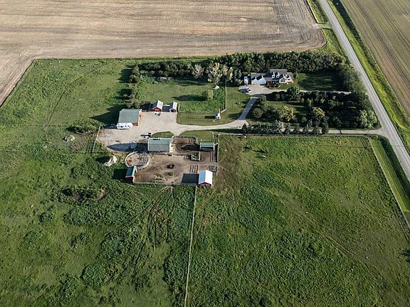 3rd image of S 213056 Range Rd #250
