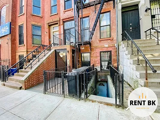 Rented by RENTBK LLC | media 13