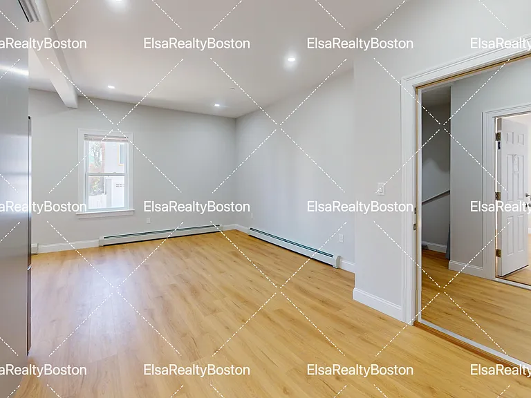 35 Francis St #2R — Photo 5