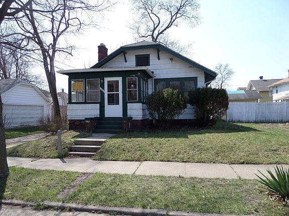 3rd image of 1242 California Ave
