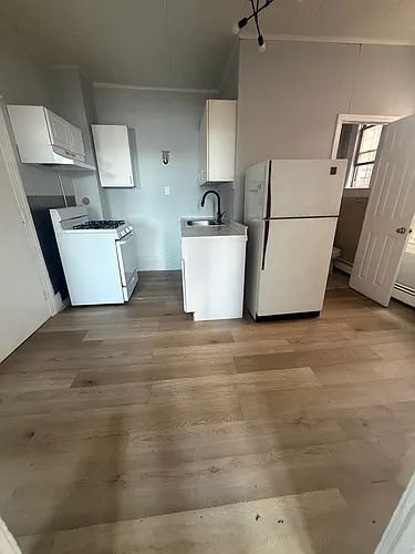 187 Avenue E Photo 1