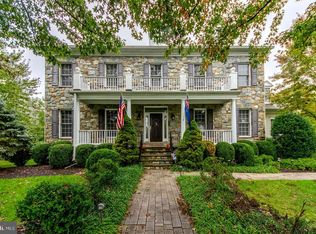 6242 Linway Ter, Mc Lean, VA 22101