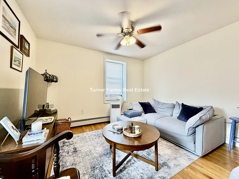1056 Cambridge St #3F — Photo 12