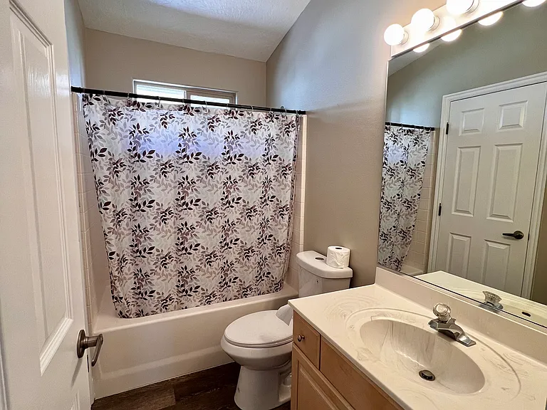 400 Paradise Pkwy #124 — Photo 12