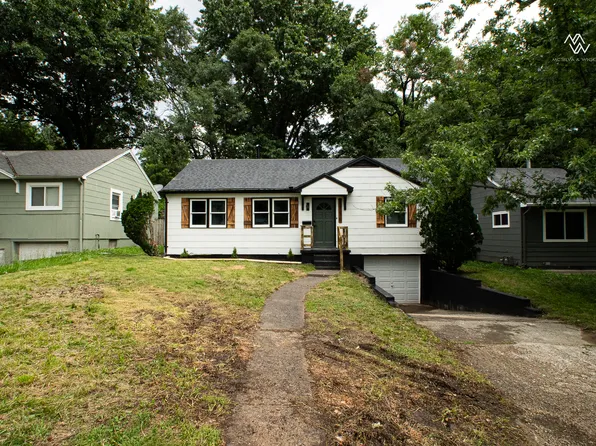 1158 E 67th St, Kansas City, MO 64131