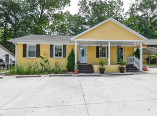 2005 Merritt Dr, Greensboro, NC 27407