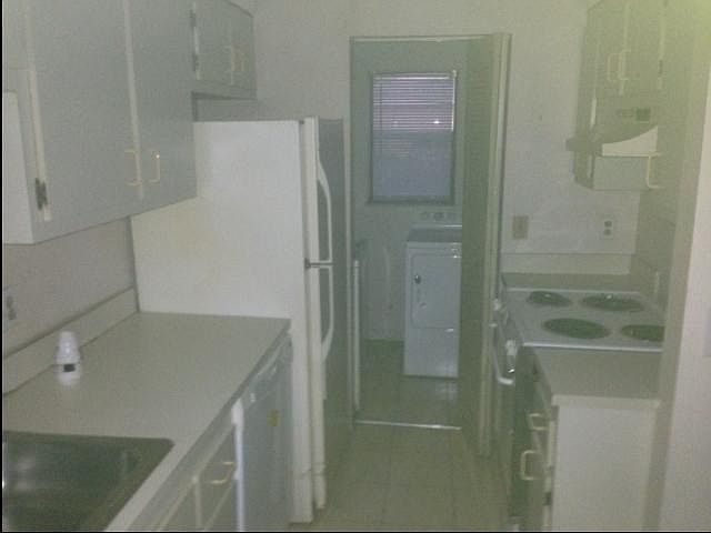 2nd image of 2908 NE 8th Ter APT 102