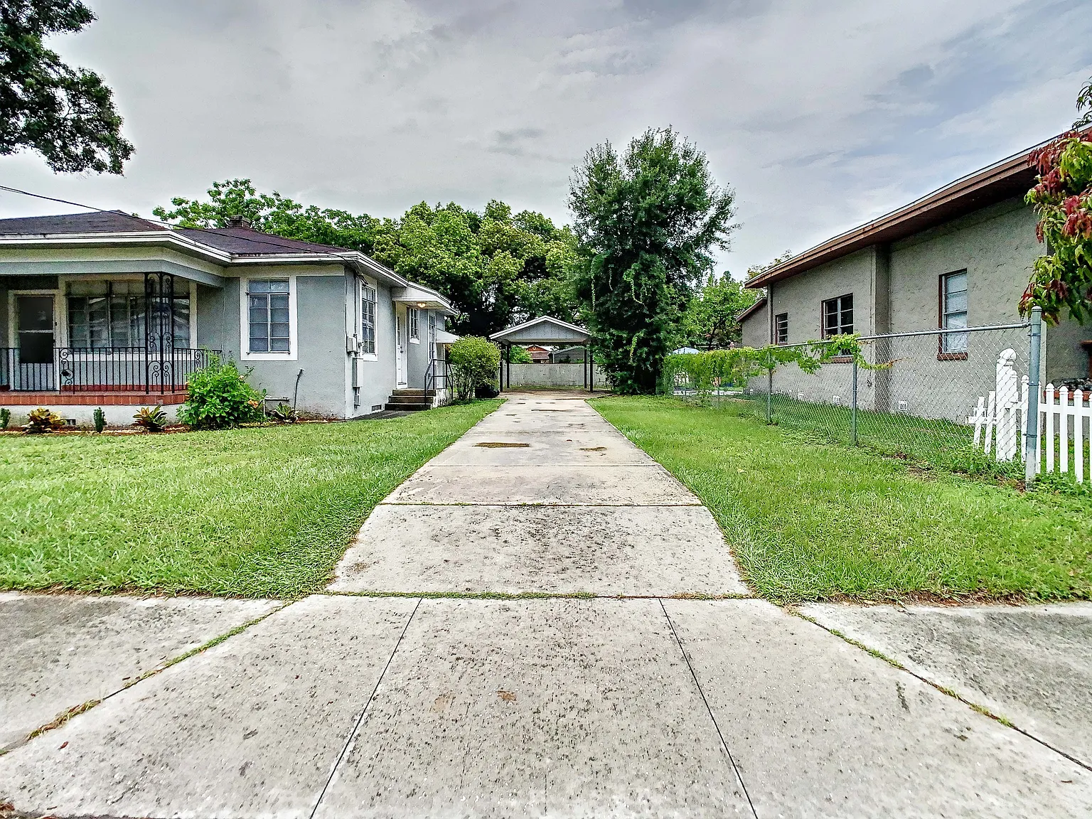 3 bed, 1306 sqft, $2,250 — Photo 2