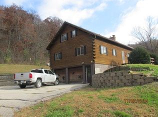 E714 Gianoli Rd, Genoa, WI 54632