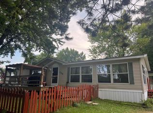 125 Dayflower Cir, Davis Junction, IL 61020