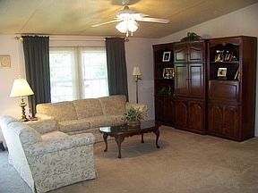 4th image of 41 Cedarwood Ln