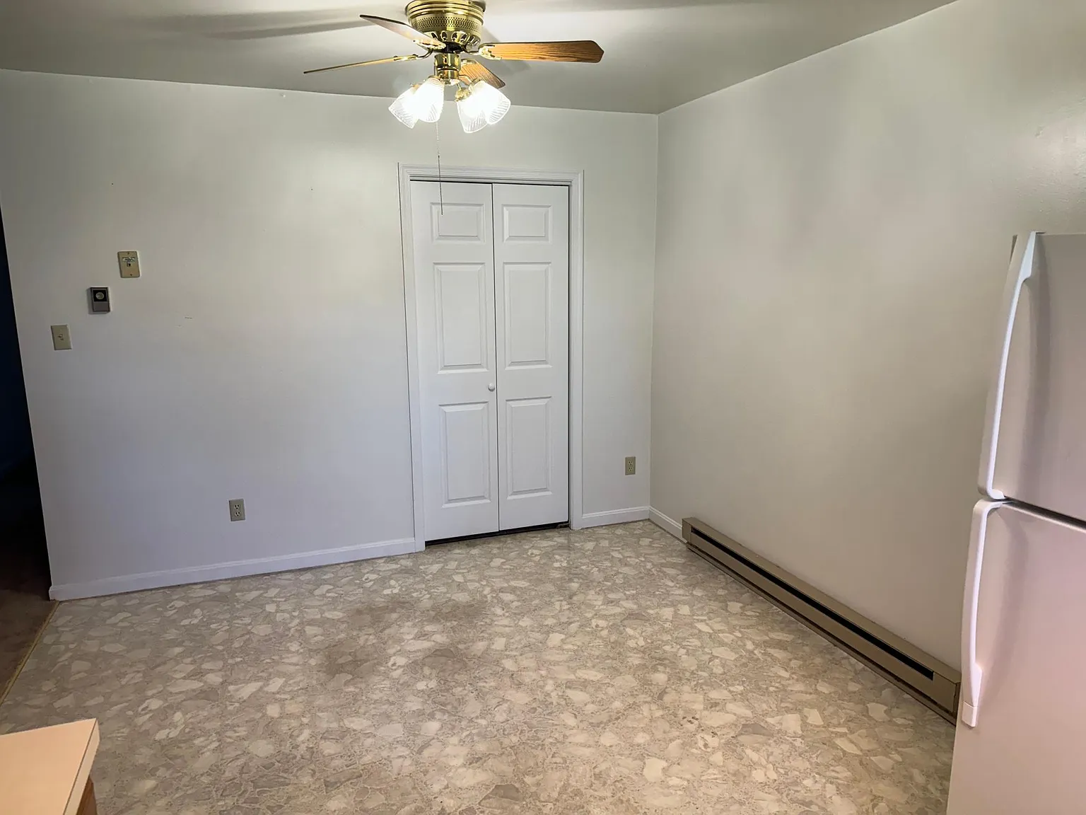 2 bed, 904 sqft, $1,400 — Photo 3