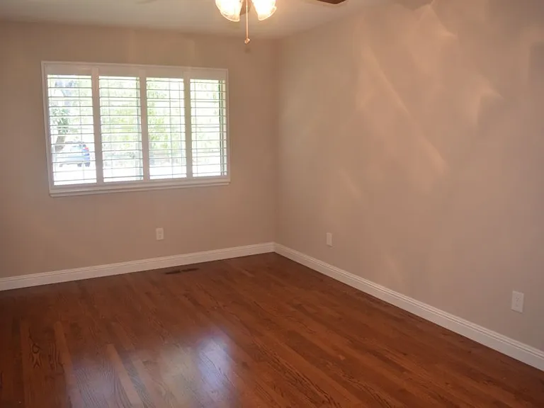 1657 Stone Way — Photo 4