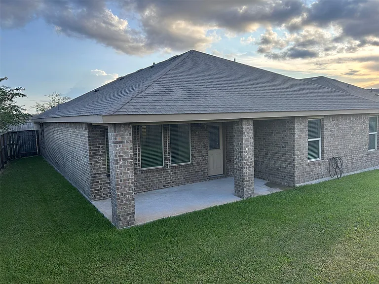 1402 Central Heights Dr — Photo 23
