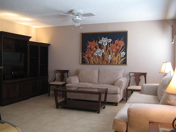 5th image of 11002 Hammerly Blvd APT 200