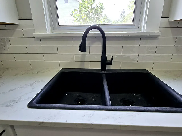 2744 Dwight Ave — Photo 15