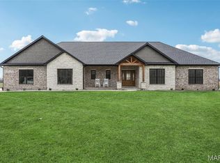 2170 J Rock Rd, Trenton, IL