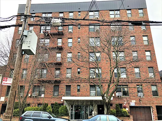 Sold by NYC Realty Brokers LLC | media 8