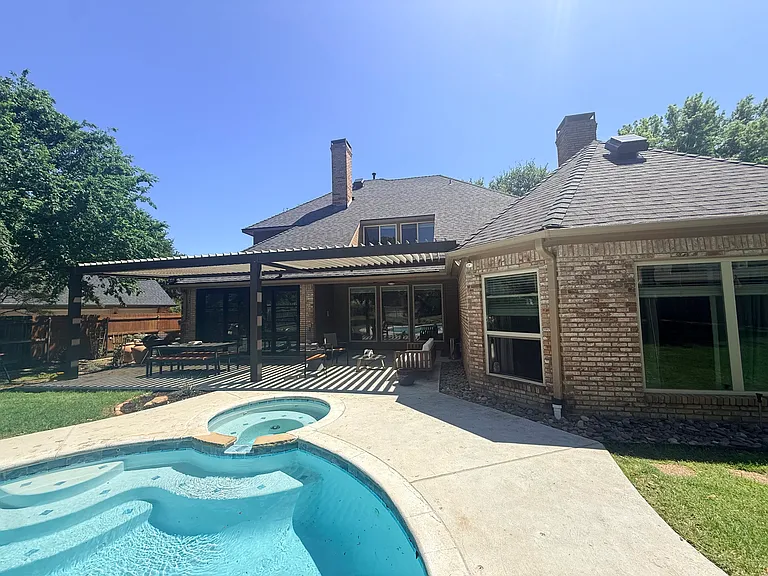 2408 Arbor Trl — Photo 32