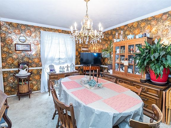 4th image of 6670 Clifton Dr