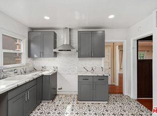 4812 Arlington Ave, Los Angeles, CA 90043