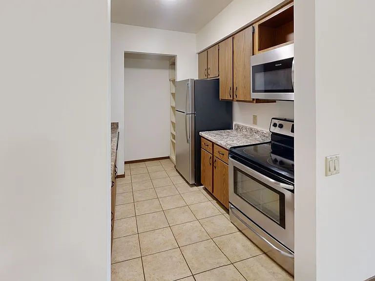 High Point Commons Apartments — Photo 1