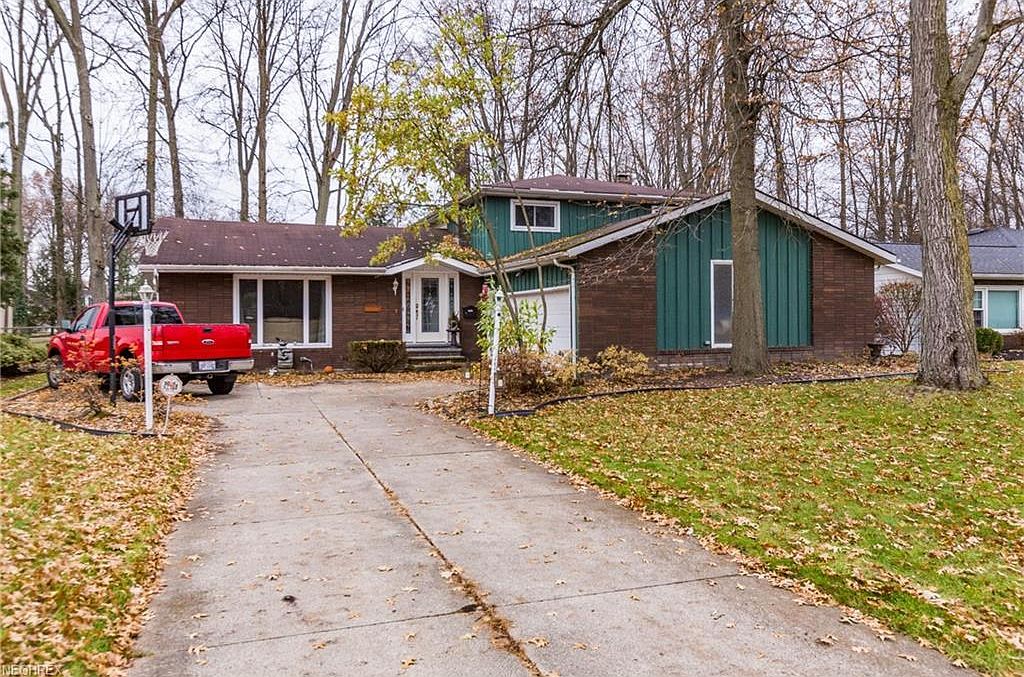 29583 Bretton Ridge Dr, North Olmsted, OH 44070 Zillow