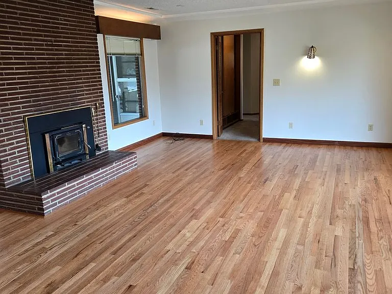 11440 NE Morris St — Photo 2