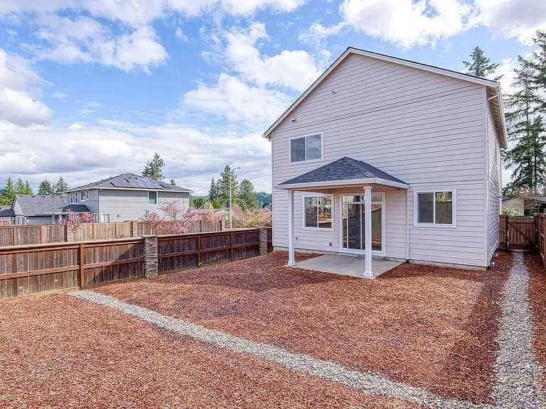 16999 SE Hagen Rd — Photo 22