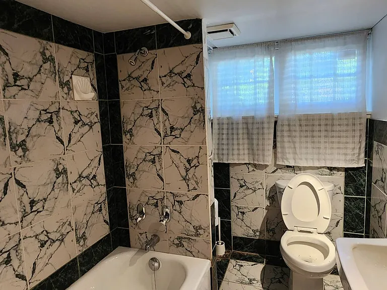 3979 Angus Dr — Photo 9