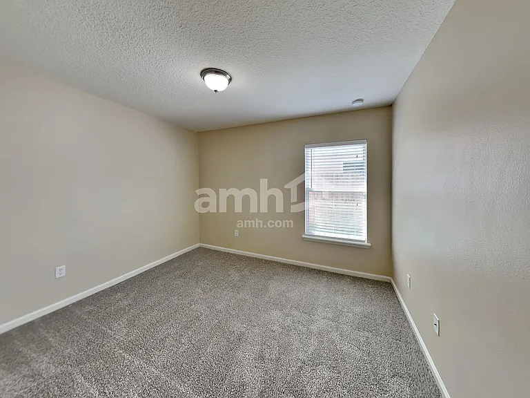 12607 Wooded Bluff Ct — Photo 17
