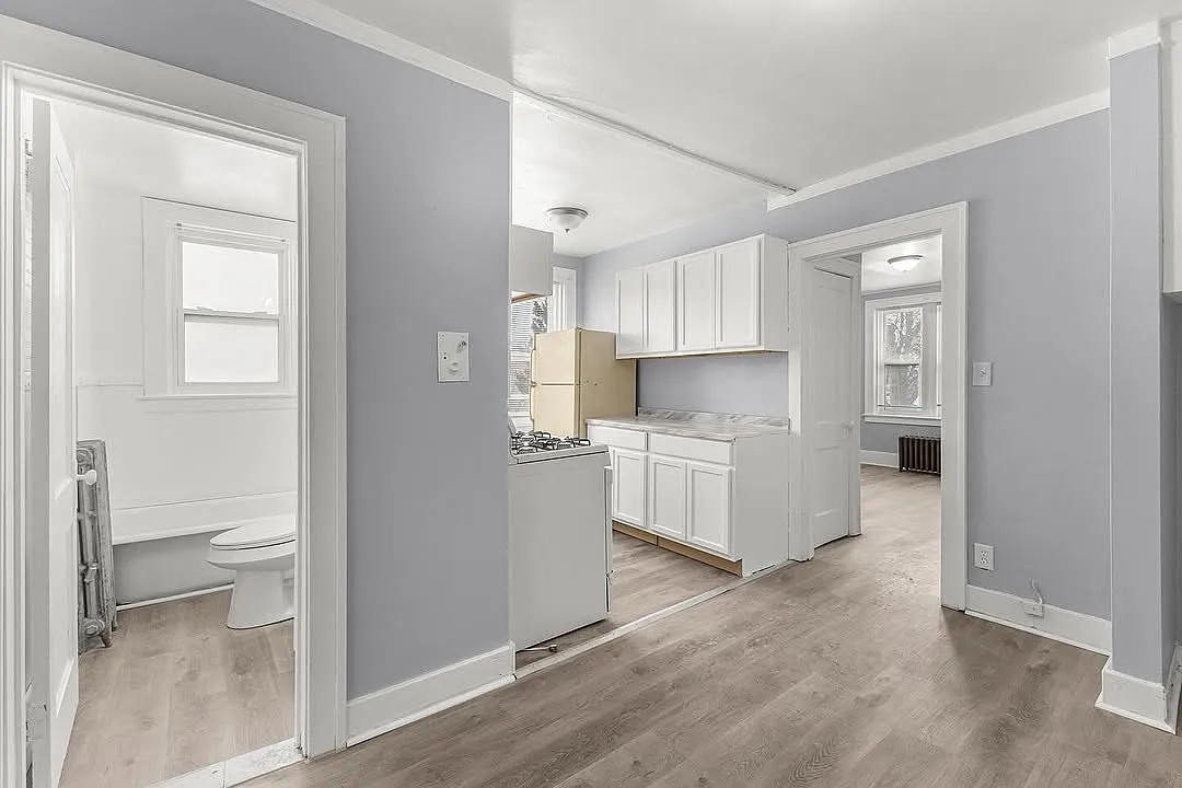 1705 Oakman Boulevard, Unit 10 — Photo 2