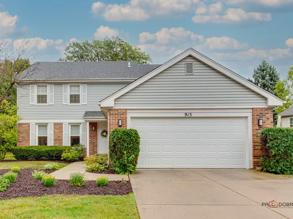 915 Shambliss Ln, Buffalo Grove, IL 60089
