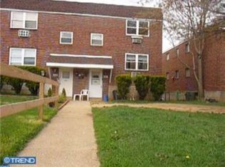 9438 Lansford St, Philadelphia, PA 19114