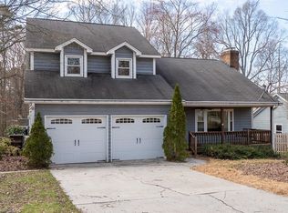 4001 Banoak St, High Point, NC 27265