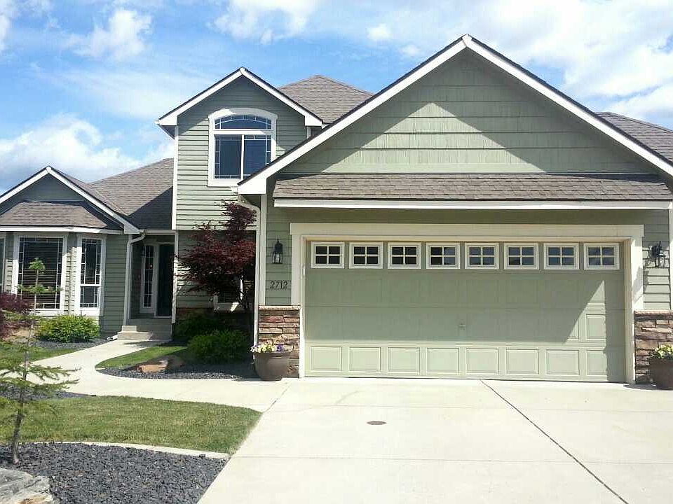 3 Car Garage - Finished