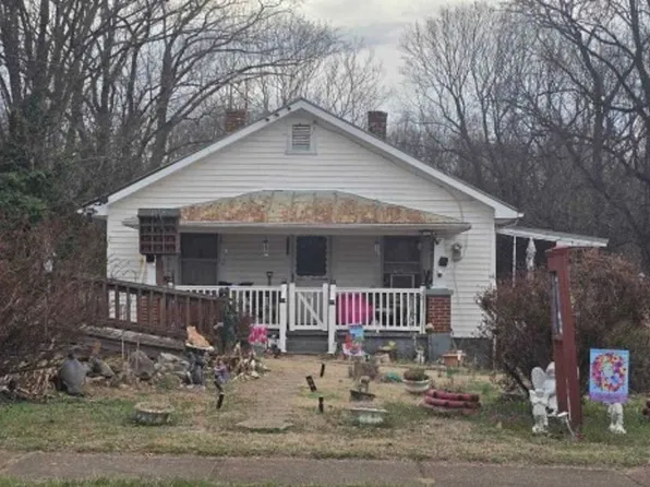 111 Prospect Rd, Hurt, VA 24563