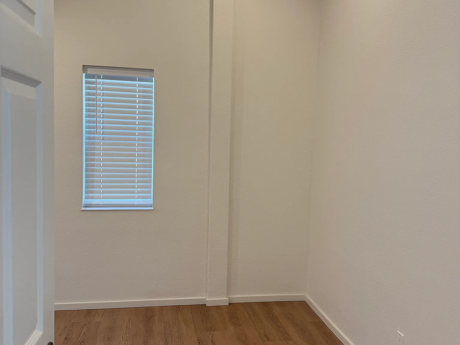 2 bed, $3,250 — Photo 3