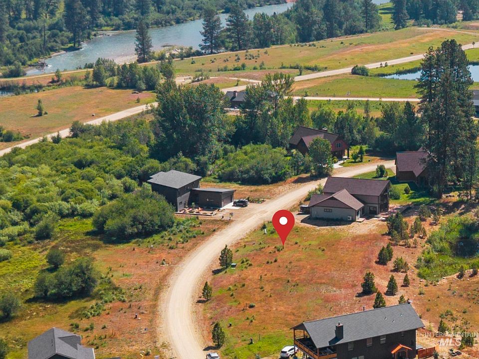 1st image of 8 Wapiti Ct