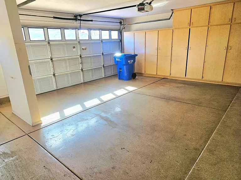 4106 E Becker Ln — Photo 26