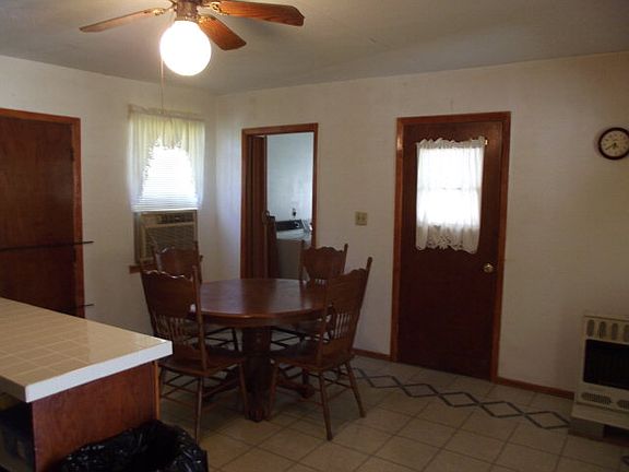 3rd image of 213 Zamora Ave