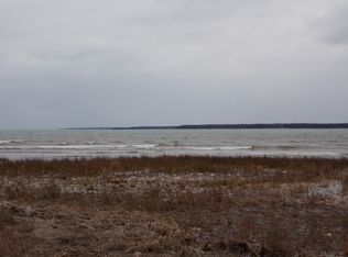 Rocky Beach Ln, Garden, MI 49835
