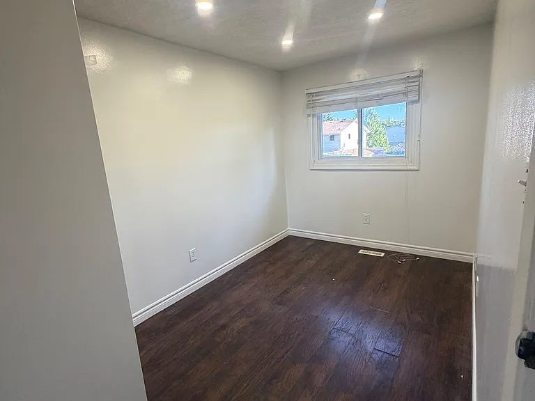 1725 Ernest Ave #26 — Photo 8