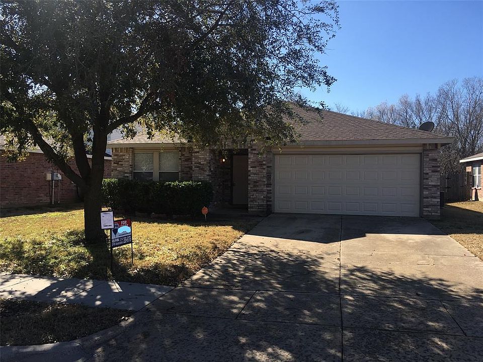 1st image of 8712 Seven Oaks Ln