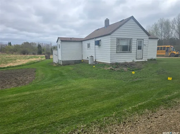 200 Railway AVENUE N, Norquay, SK S0A 2V0