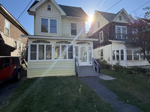 898 Myrtle Ave