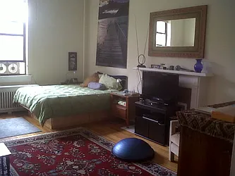 Rented by CNYC Apartments