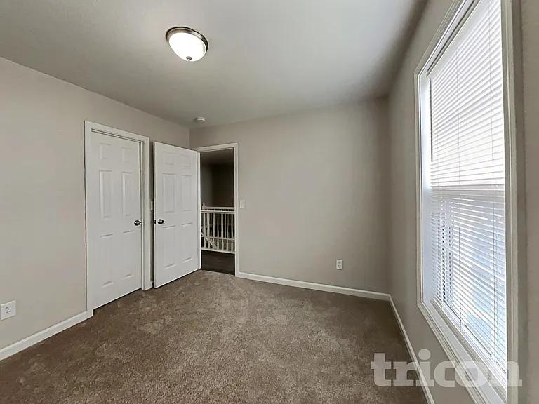 113 Elgin Ln — Photo 16