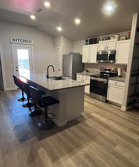 6657 Athens St — Photo 5